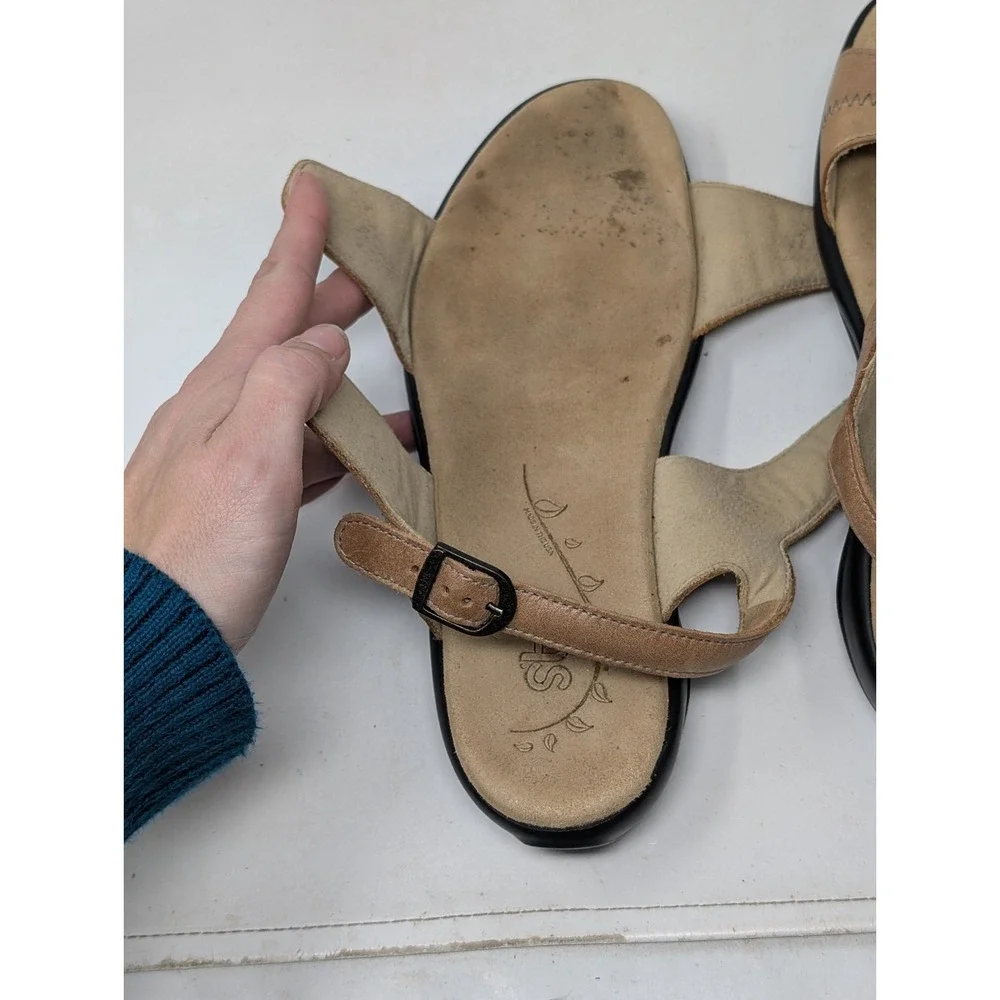 SAS Nudu Strappy Leather Slingback Comfort Sandals Womens Shoes Size 8 M Beige